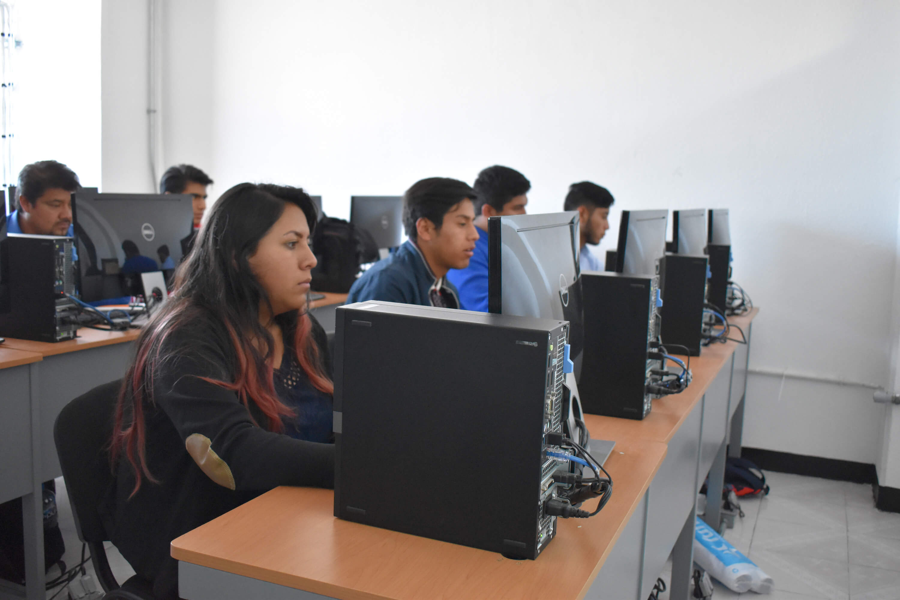 Becas y/o descuentos